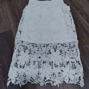 Meraki skirt,size Medium,white